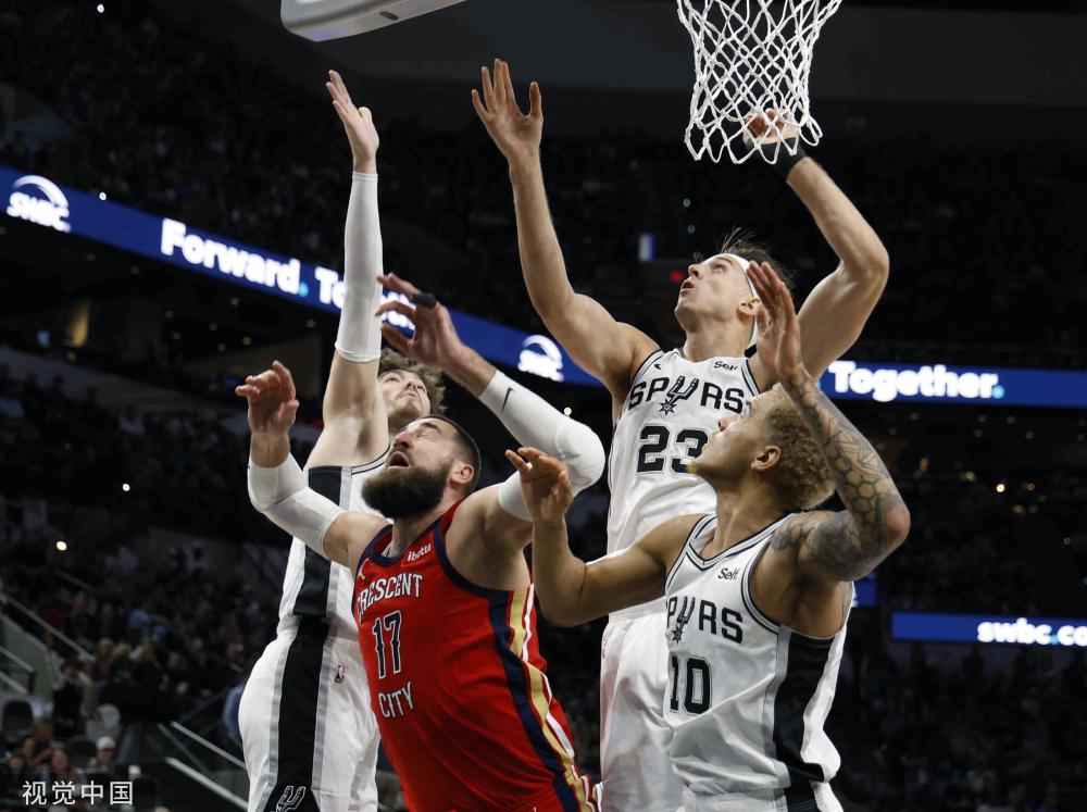 战术上的成 战术上的成